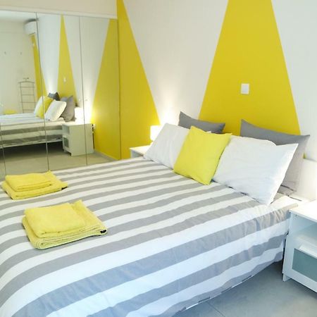 Design Apartment In The City Of Athén Kültér fotó