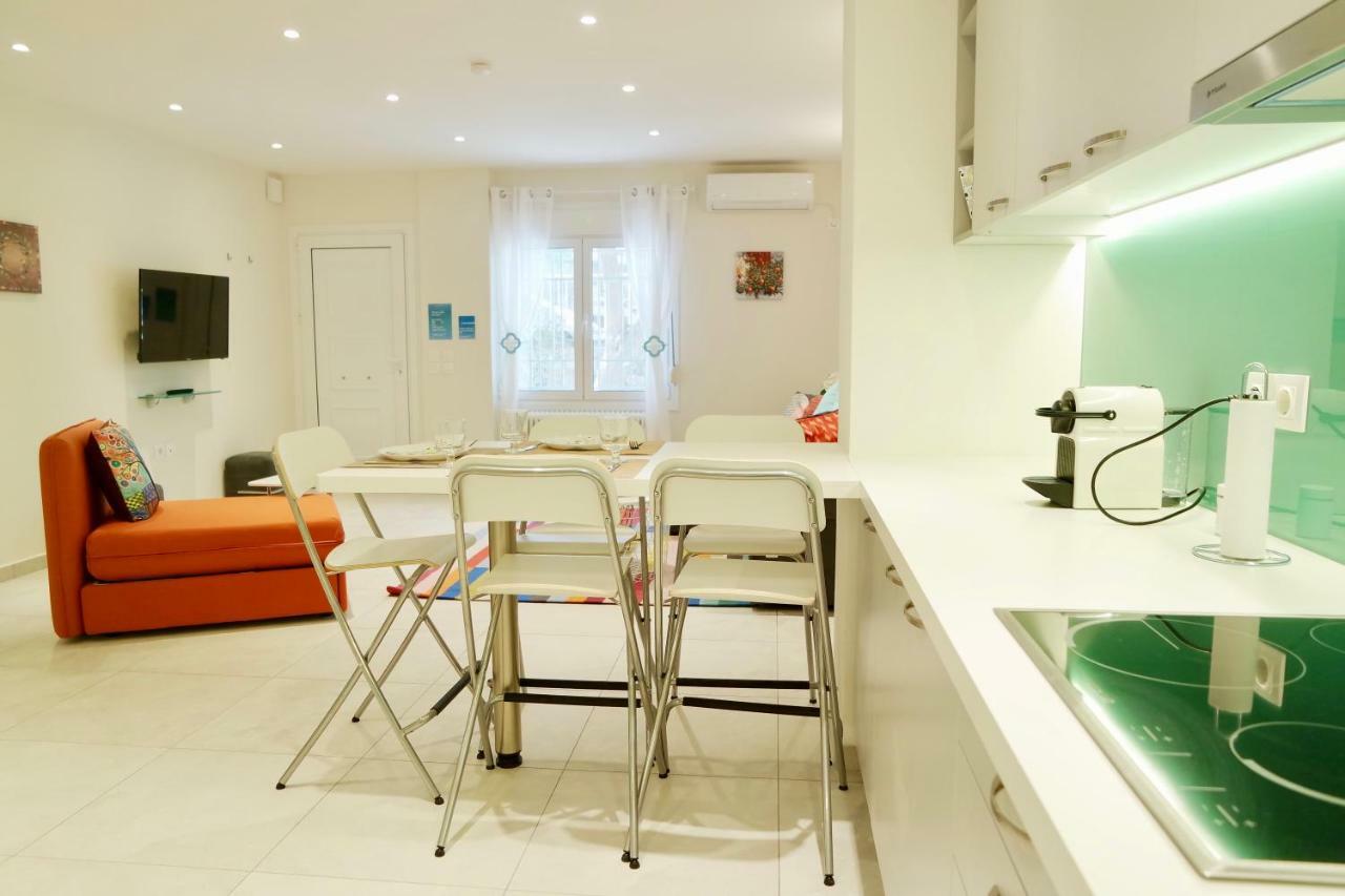 Design Apartment In The City Of Athén Kültér fotó