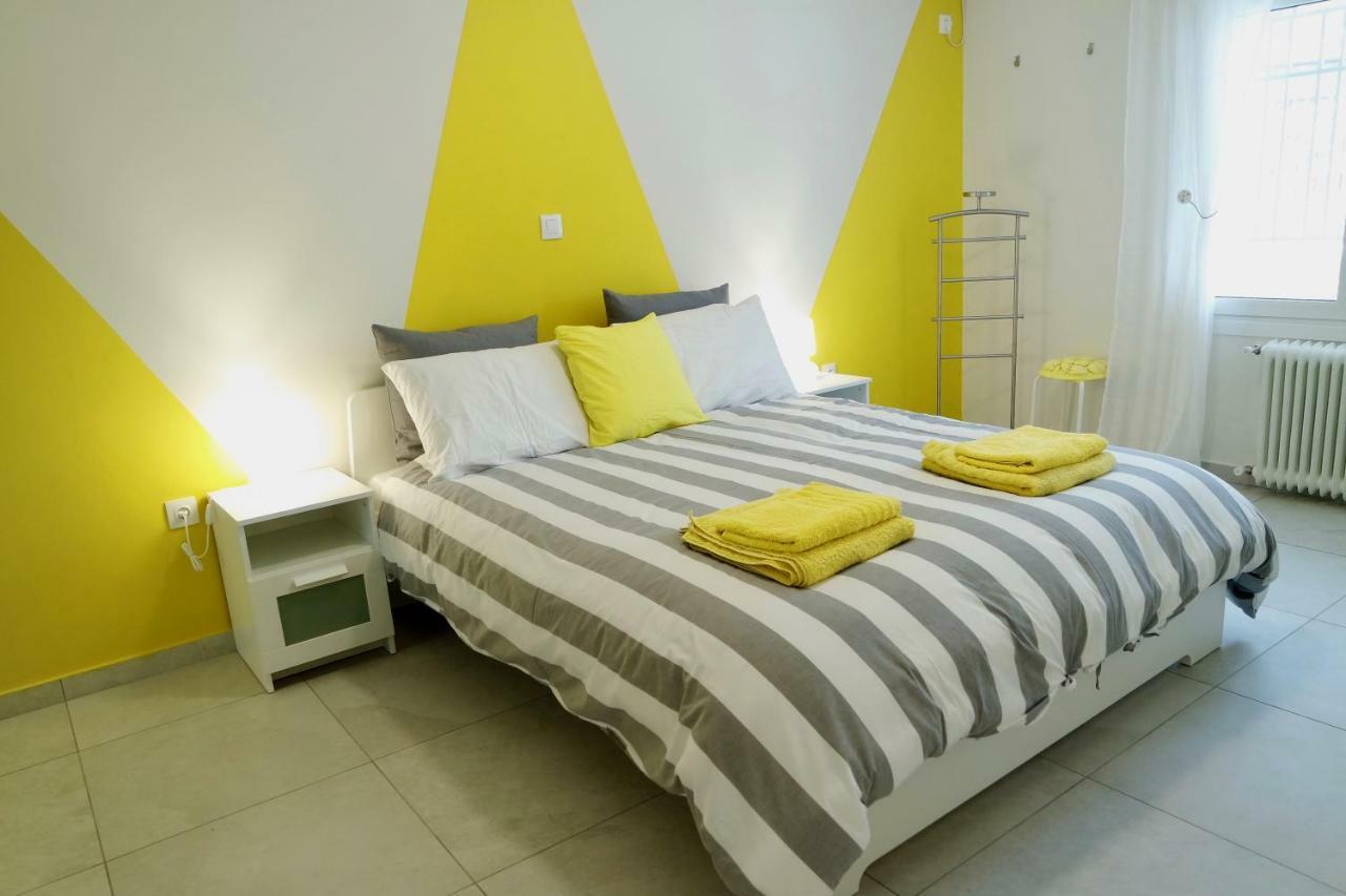 Design Apartment In The City Of Athén Kültér fotó