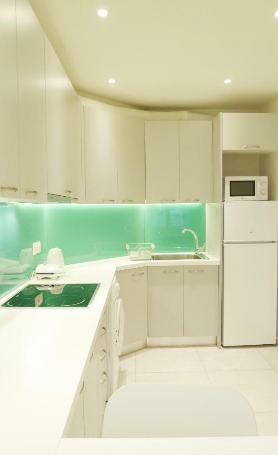 Design Apartment In The City Of Athén Kültér fotó
